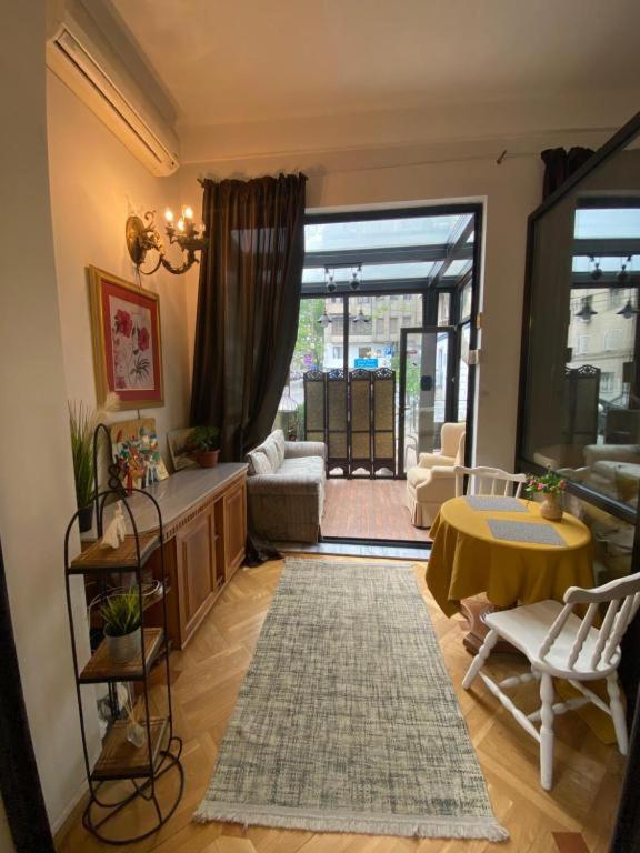 Piccolo Casa Bella Hotel Tbilisi Buitenkant foto